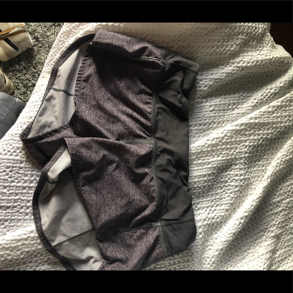 Lululemon low rise speed short 2.5